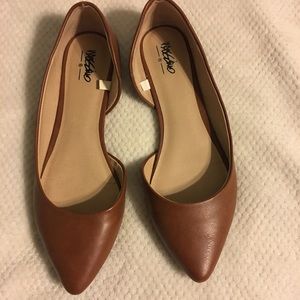 Brown mossimo flats